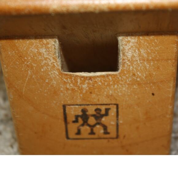 Zwilling J.A. Henckels Wooden Knife Block 10‑Slot - Picture 4 of 7